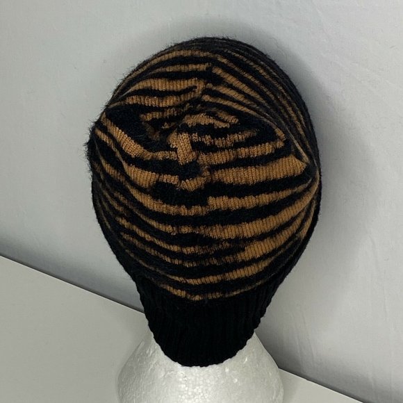 🔺SOLD🔺Topshop Fuzzy Tiger Striped Ri Cuff Beanie - Picture 3 of 4